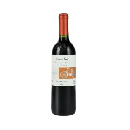 Botella de vino tinto Cono Sur Bicicleta Reserva Carmenere de Chile con etiqueta de bicicleta.