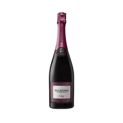 Botella de Espumante Riccadonna Ruby 750cc, vino italiano dulce de color rojo intenso y etiqueta morada.