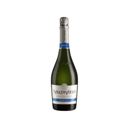 Botella de Espumante Valdivieso Brut de 750ml, con etiqueta blanca y detalles azules, mostrando su elegancia chilena.