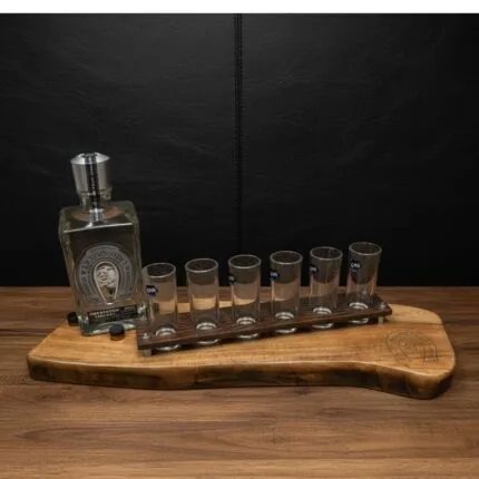 Tabla rustica Tequila Herradura en madera De Litre reciclado