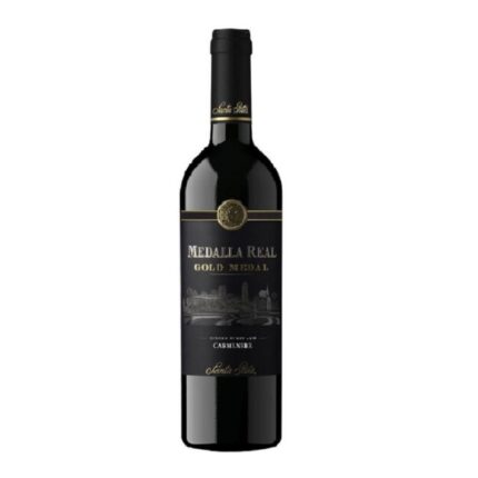 Botella de vino tinto Santa Rita Medalla Real Gold Medal Carmenere, con etiqueta negra y detalles dorados, incluyendo un medallón.