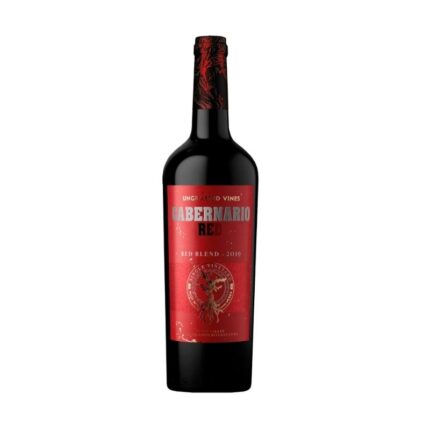 Vino tinto Cabernario Red Blend 2019 Ungrafted Vines, botella con etiqueta roja Single Vineyard del Valle de Curicó.