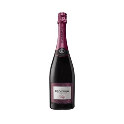 Botella de Espumante Riccadonna Ruby 750cc, vino italiano dulce de color rojo intenso y etiqueta morada.