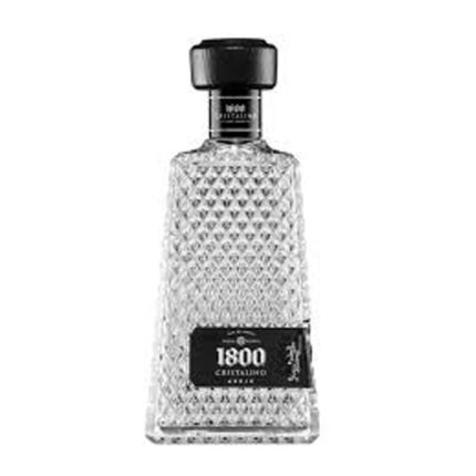 Botella de Tequila 1800 Cristalino de 700cc, transparente y con diseño texturizado, etiqueta negra y tapa oscura.