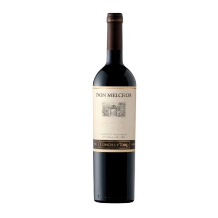 Botella de Vino Don Melchor Cabernet Sauvignon, ícono chileno del Valle del Maipo con etiqueta clásica y corcho oscuro.