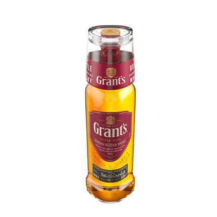 Botella de Pack Whisky Grant´s 1L Triple Wood Blended Scotch, con etiqueta roja y dorada y tapa transparente.
