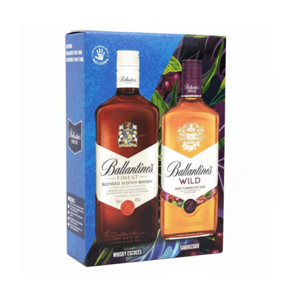 Pack Ballantine's Finest Wild: dos botellas cuadradas, whisky escocés tradicional y licor saborizado de cereza en caja azul.